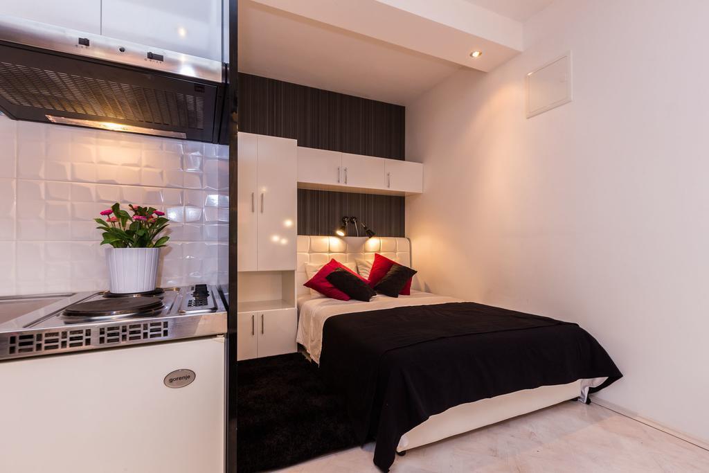 Apartments Elizabeth Биоград на Мору Стая снимка